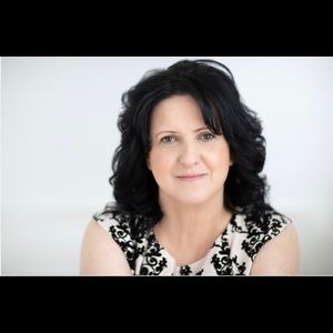 Meet your Posher, Cristina